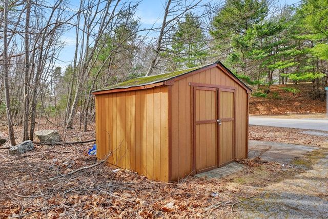 300 Water St, Hanover, MA 02339