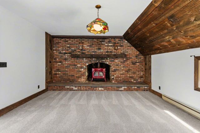 12 Miltimore Road, Derry, NH 03038