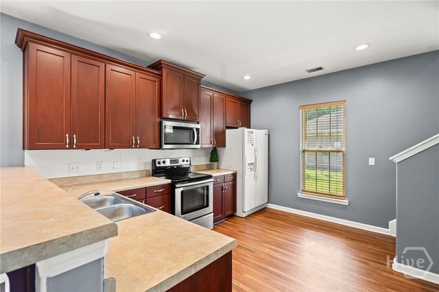 46 Twin Oaks Place, Savannah, GA 31407
