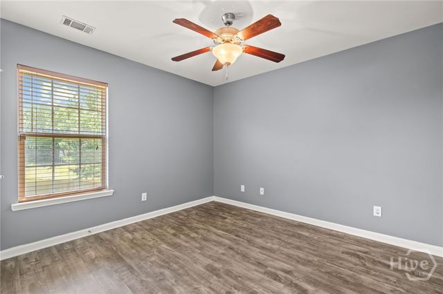 46 Twin Oaks Place, Savannah, GA 31407