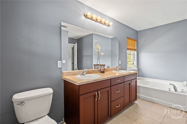 46 Twin Oaks Place, Savannah, GA 31407