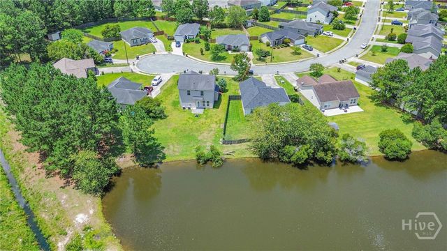 46 Twin Oaks Place, Savannah, GA 31407