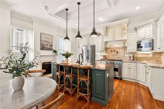 578 East NE Avenue, Atlanta, GA 30312