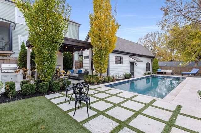 578 East NE Avenue, Atlanta, GA 30312