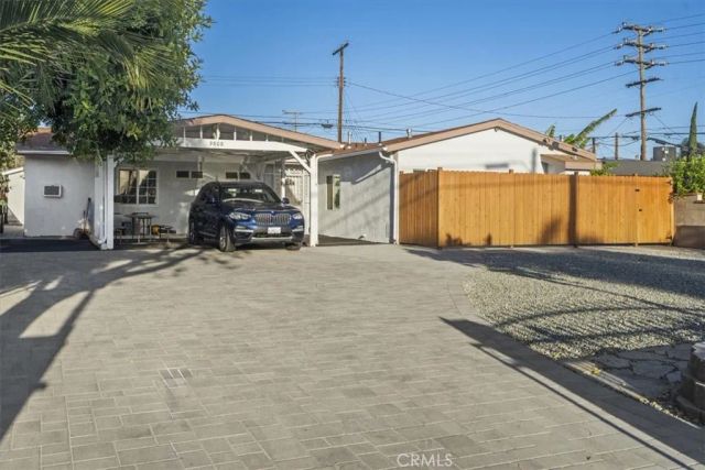 9806 Beachy, Arleta, CA 91331