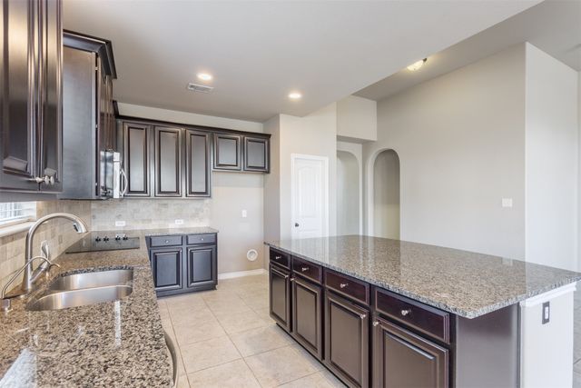 2241 Catherine Lane, Mckinney, TX 75071