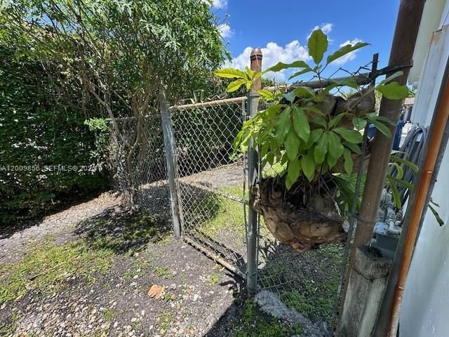 7814 SW 146th Ct, Miami, FL 33183