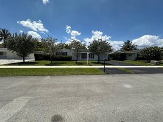 7814 SW 146th Ct, Miami, FL 33183