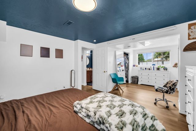 128 S 1000 E, Layton, UT 84041