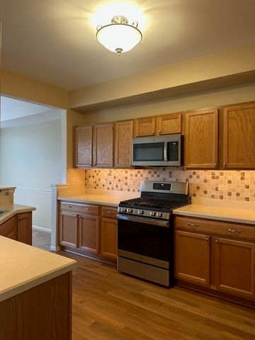 11723 Evergreen Lane, Huntley, IL 60142