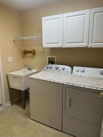 11723 Evergreen Lane, Huntley, IL 60142