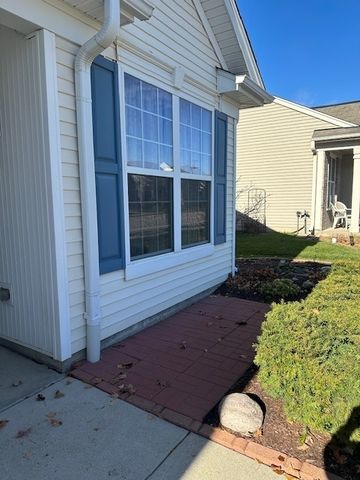 11723 Evergreen Lane, Huntley, IL 60142