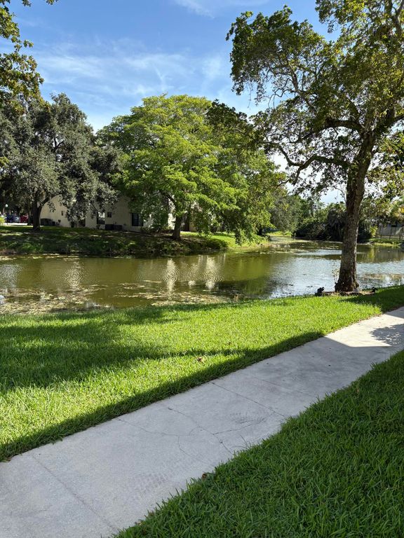 3471 Cocoplum Circle 3436, Coconut Creek, FL 33063