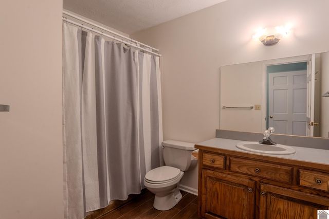 161 Matthew Drive L8, Paducah, KY 42001