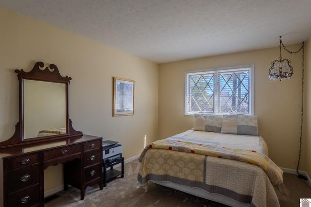 161 Matthew Drive L8, Paducah, KY 42001