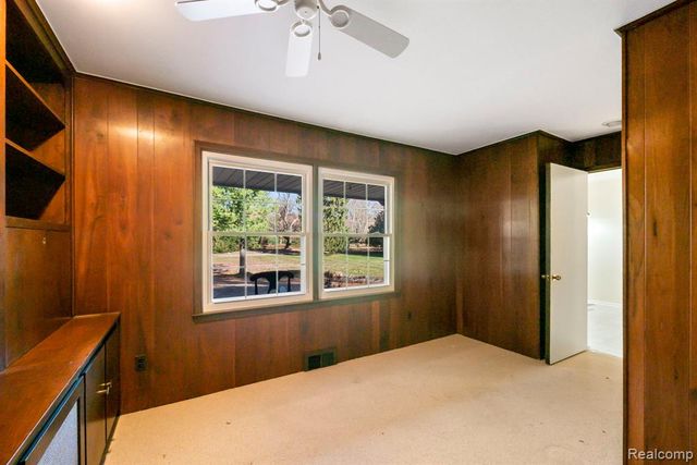 26075 Woodlore Road, Franklin, MI 48025