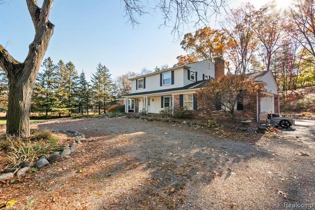 26075 Woodlore Road, Franklin, MI 48025