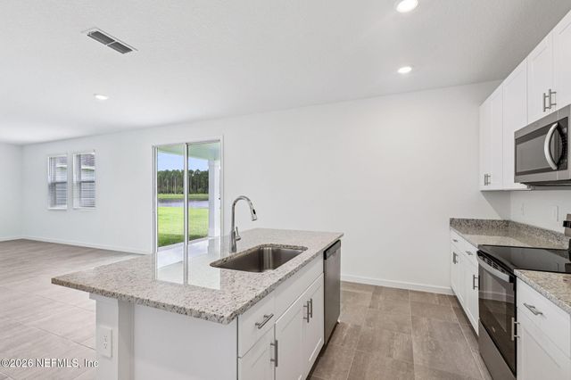 8 WANDERING CREEK Way, Palm Coast, FL 32164