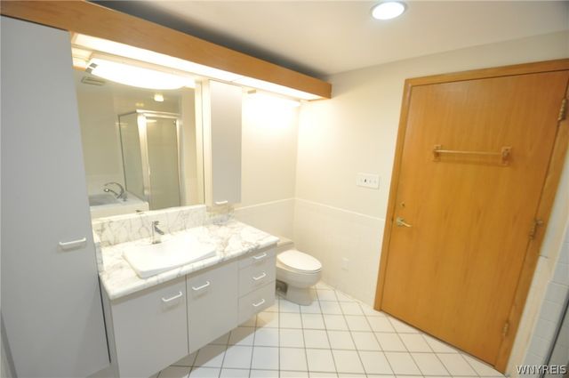 40 Waterfront Circle 406A, Buffalo, NY 14202