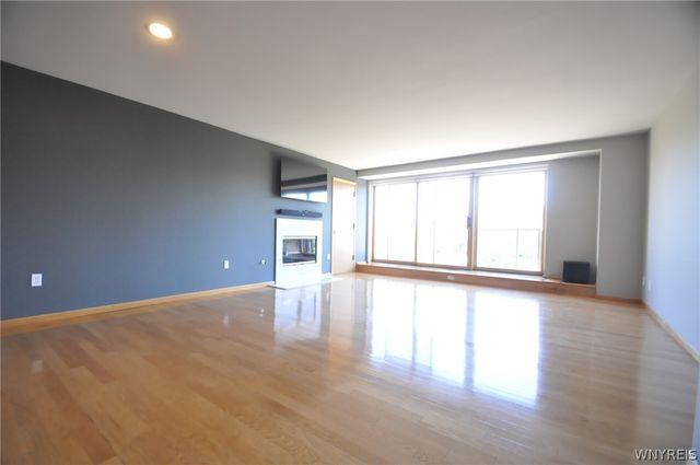 40 Waterfront Circle 406A, Buffalo, NY 14202