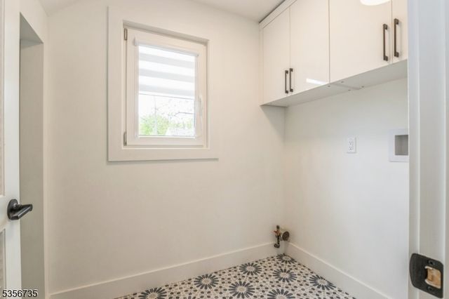 43 Roseland Ave, Warren Twp., NJ 07059