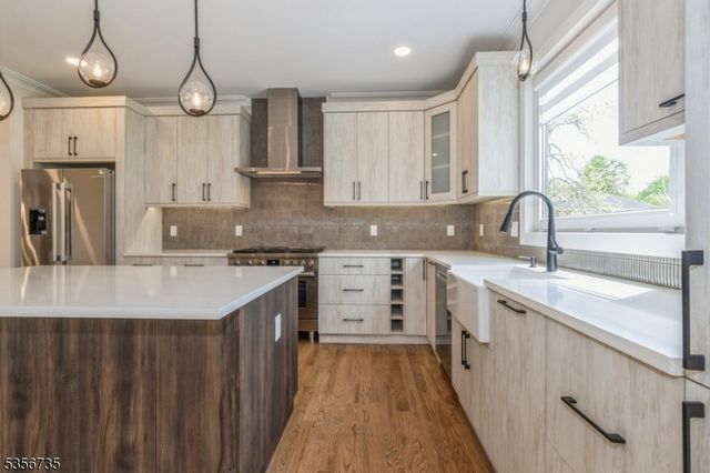 43 Roseland Ave, Warren Twp., NJ 07059