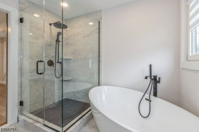 43 Roseland Ave, Warren Twp., NJ 07059