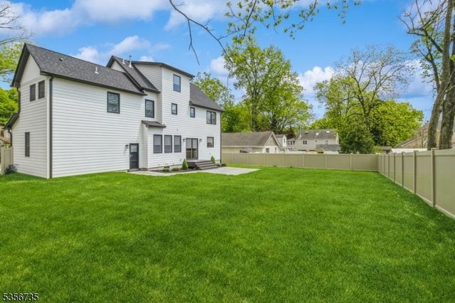 43 Roseland Ave, Warren Twp., NJ 07059