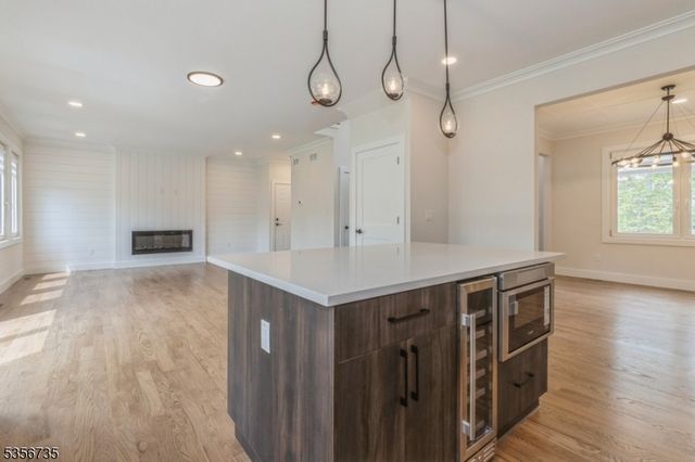 43 Roseland Ave, Warren Twp., NJ 07059