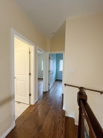 3527 S Parnell Avenue A, Chicago, IL 60609