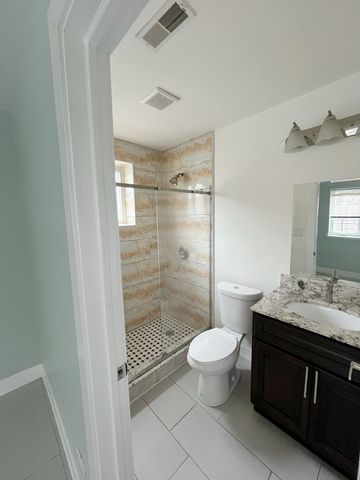 3527 S Parnell Avenue A, Chicago, IL 60609