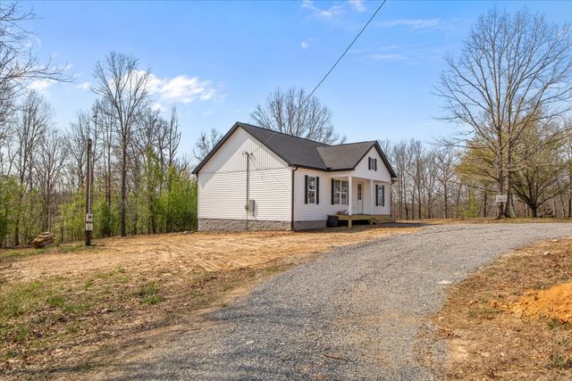 591 Fire Tower Rd, Dickson, TN 37055