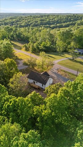 591 Fire Tower Rd, Dickson, TN 37055