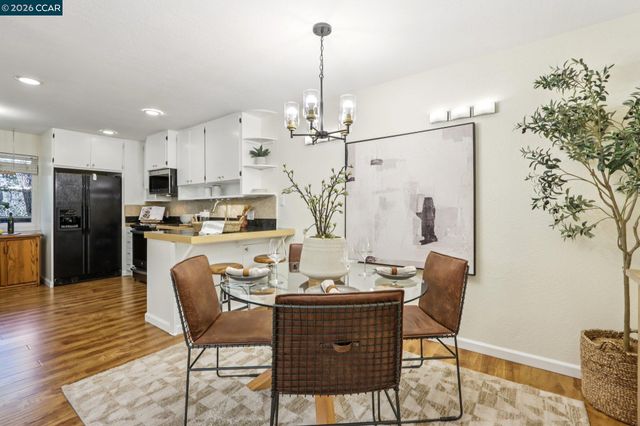 911 Dewing Ave, Lafayette, CA 94549