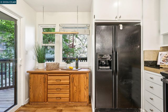 911 Dewing Ave, Lafayette, CA 94549