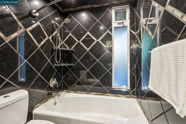 911 Dewing Ave, Lafayette, CA 94549