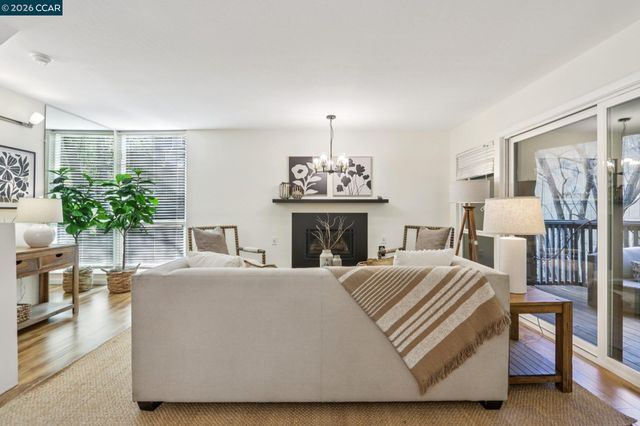 911 Dewing Ave, Lafayette, CA 94549