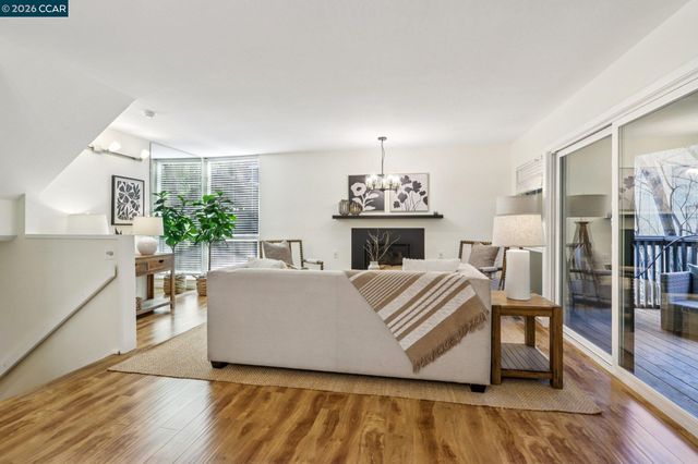 911 Dewing Ave, Lafayette, CA 94549