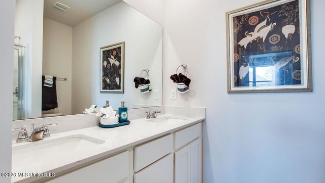 51 Sealy Drive, Byhalia, MS 38611