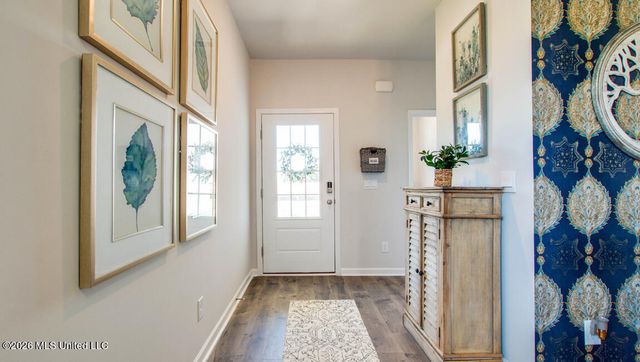 51 Sealy Drive, Byhalia, MS 38611