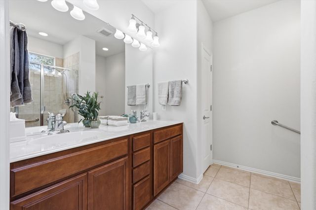 334 Cascata Drive, Frisco, TX 75036