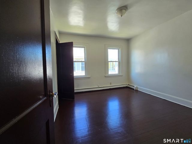 125 Hollister Avenue, Bridgeport, CT 06607