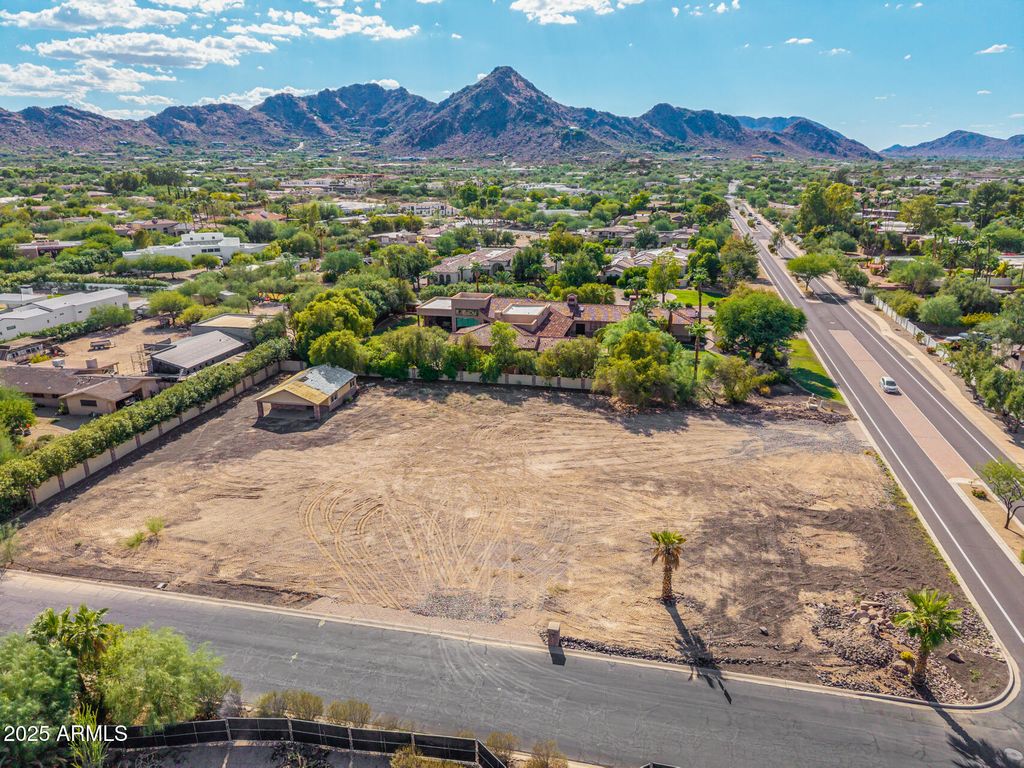 6601 E MOCKINGBIRD Lane, Paradise Valley, AZ 85253