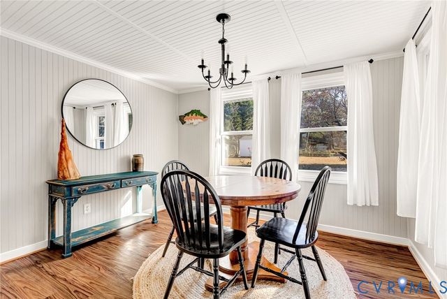 700 W Riverside Dr, Lanexa, VA 23089