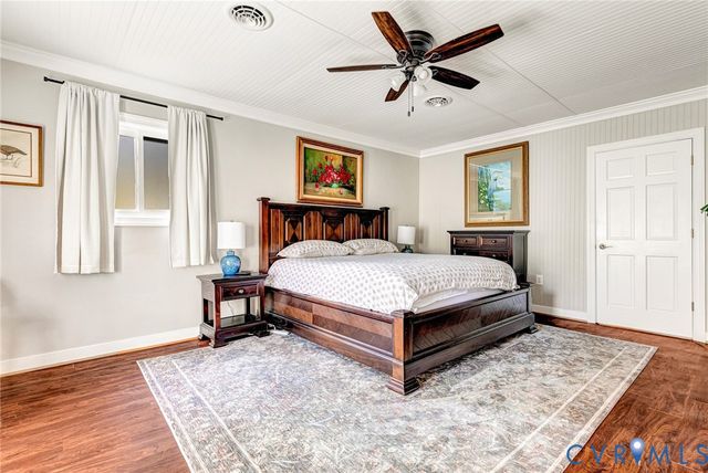 700 W Riverside Dr, Lanexa, VA 23089