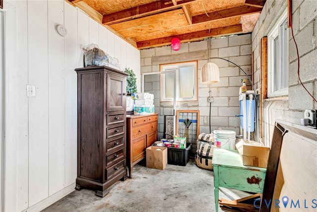 700 W Riverside Dr, Lanexa, VA 23089