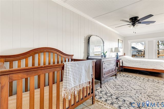 700 W Riverside Dr, Lanexa, VA 23089