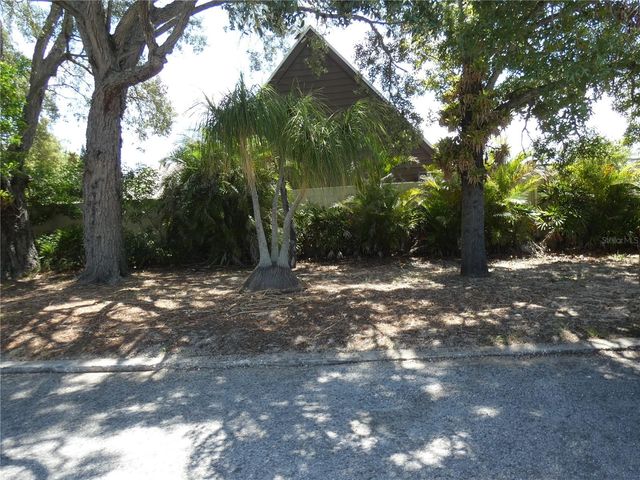 12409 MERRY LANE, Hudson, FL 34667