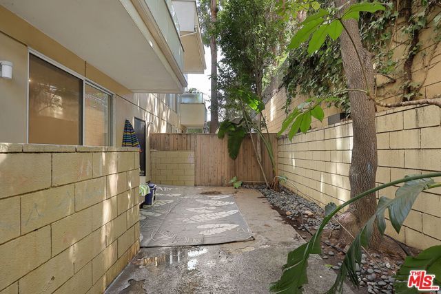 4949 Genesta Avenue 111, Los Angeles, CA 91316