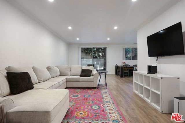 4949 Genesta Avenue 111, Los Angeles, CA 91316
